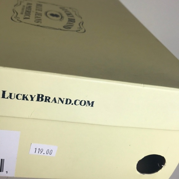 Lucky Brand Ruse Oiled Sued Block Heels LK-Neece - Picture 8 of 8